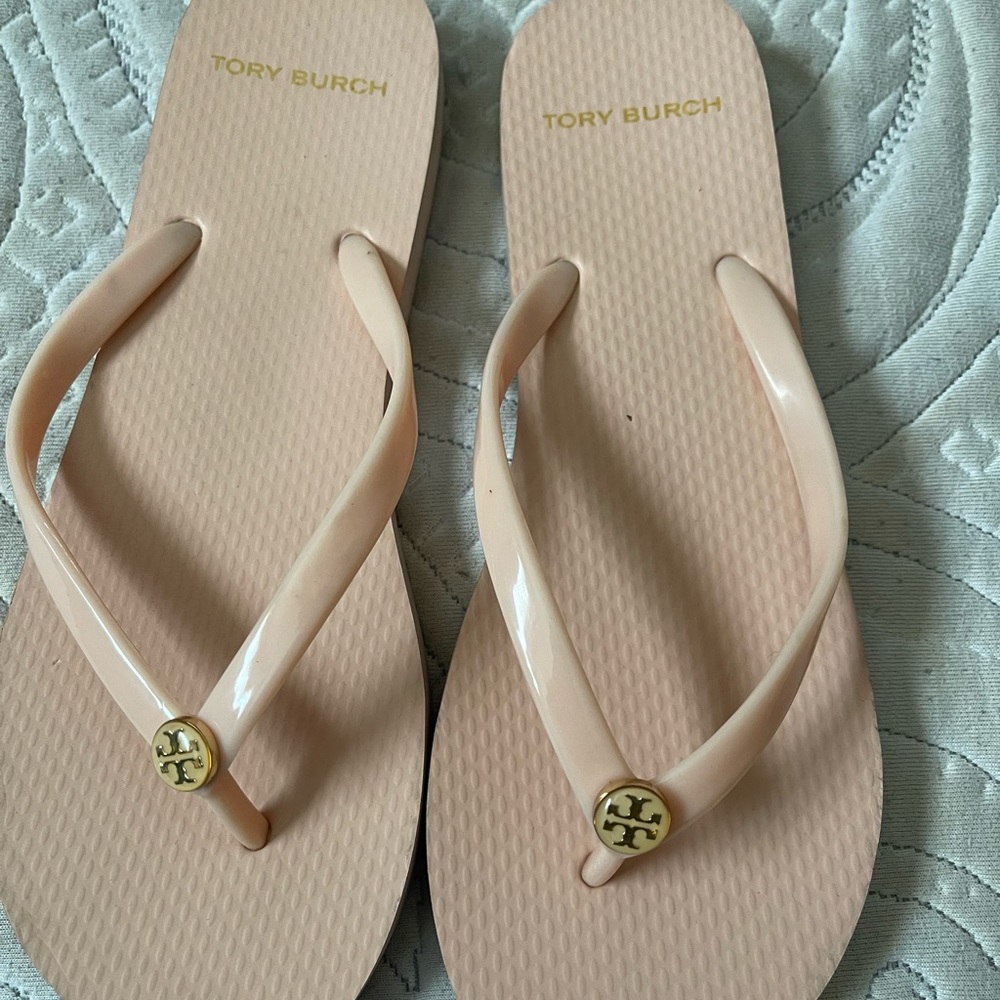 Tory burch women flip flop